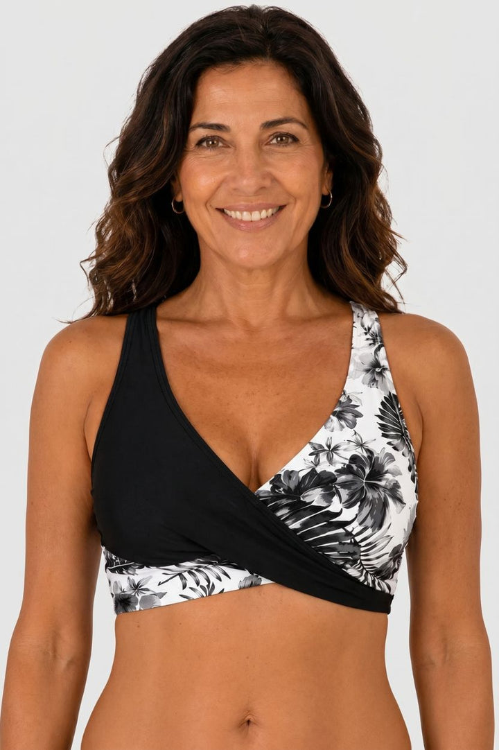 Kwiatowy bikini z wysokim stanem modelujący talię