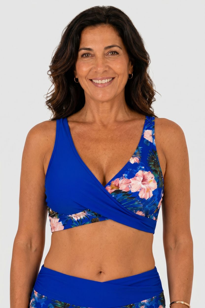 Kwiatowy bikini z wysokim stanem modelujący talię