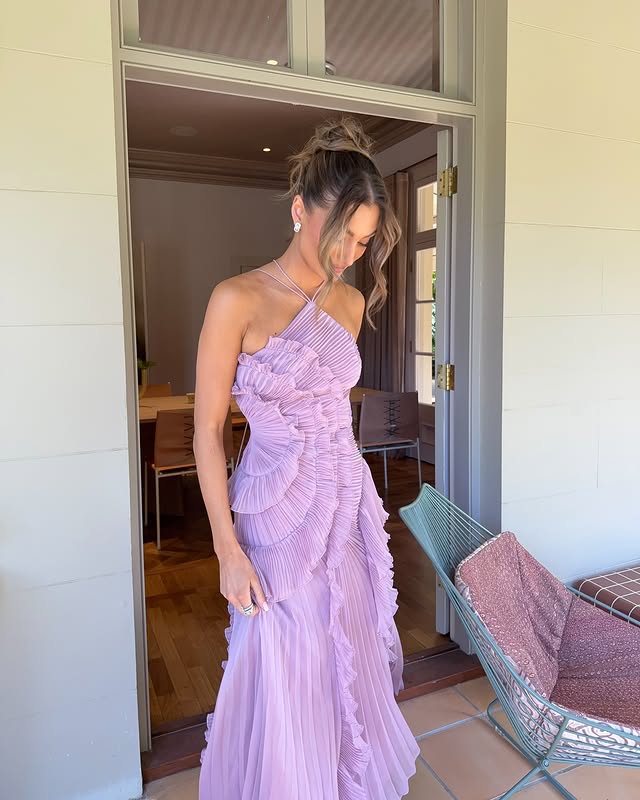Emma™ - Elegancka Sukienka Maxi z Falbanami